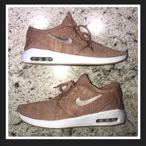 NEW Nike Air Max Janoski Rose Gold Sneakers - Picture 2 of 15